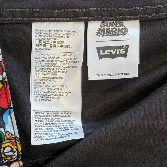 Levis x Super Mario Bros Jean Jacket Womens‎ Small Cropped Graphic Print New - Picture 10 of 12